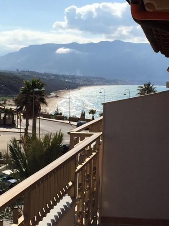 Casa Vacanze Nicole Balestrate Ruang foto