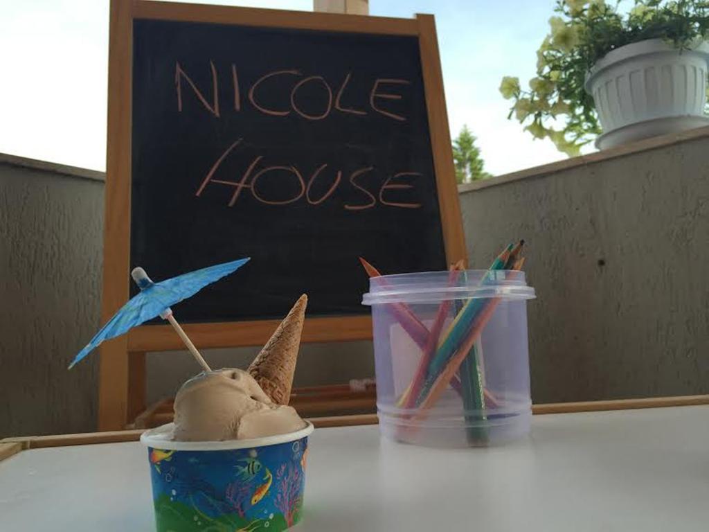 Casa Vacanze Nicole Balestrate Bagian luar foto